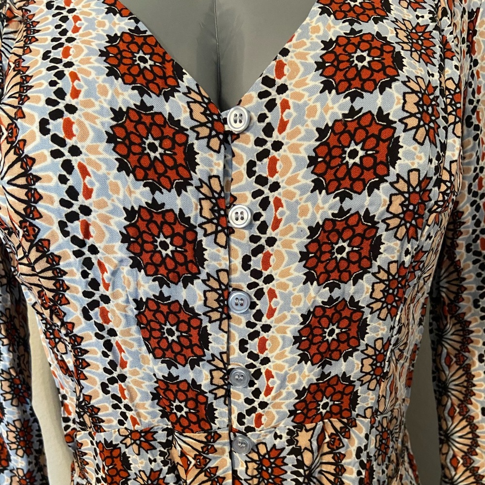 Retro Style Dress - Picture 2 of 8